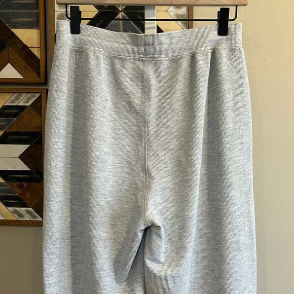 ALO Yoga Waffle Wide Leg Pant - Picture 4 of 6